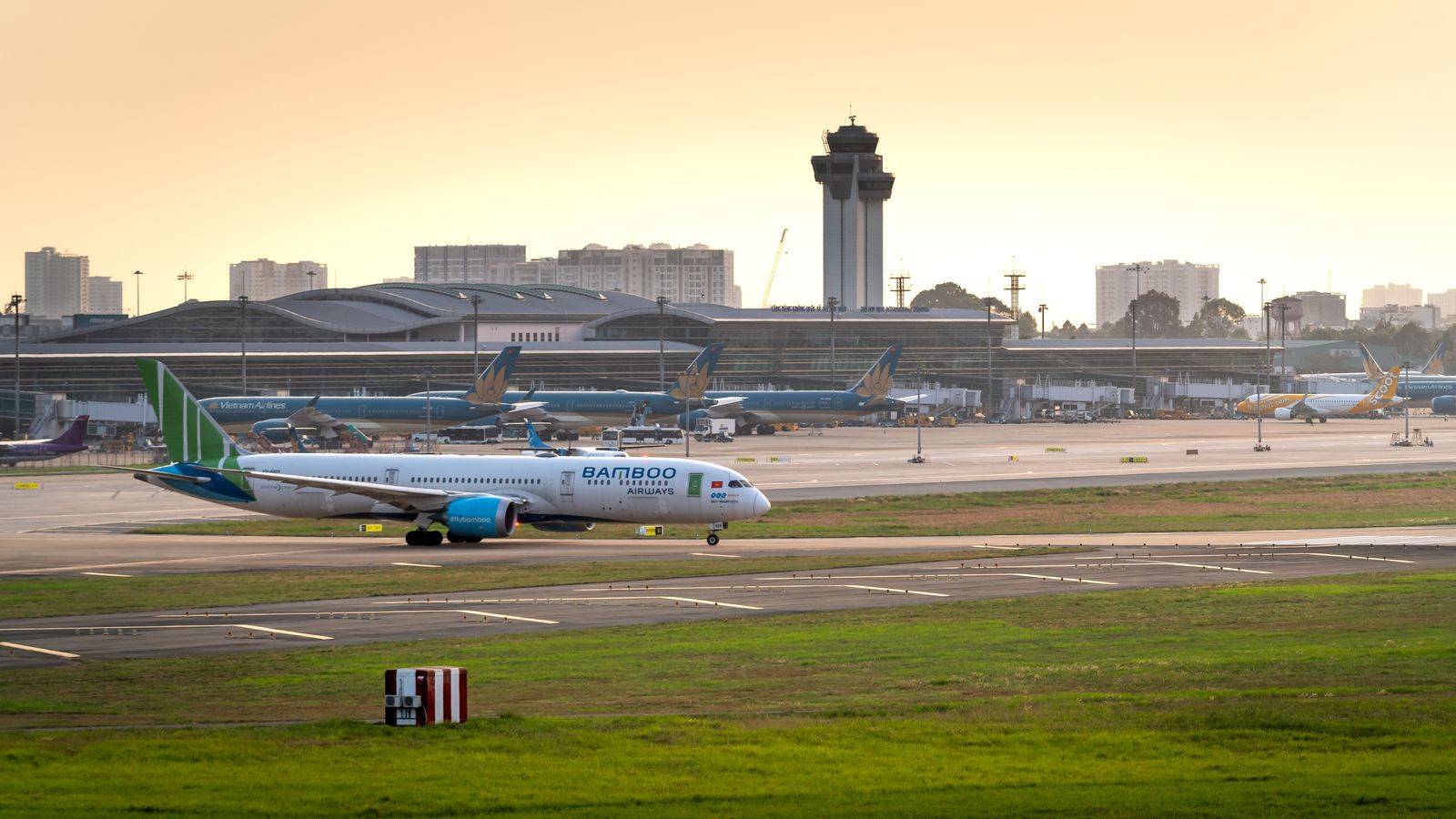 John C. Munro Hamilton International Airport