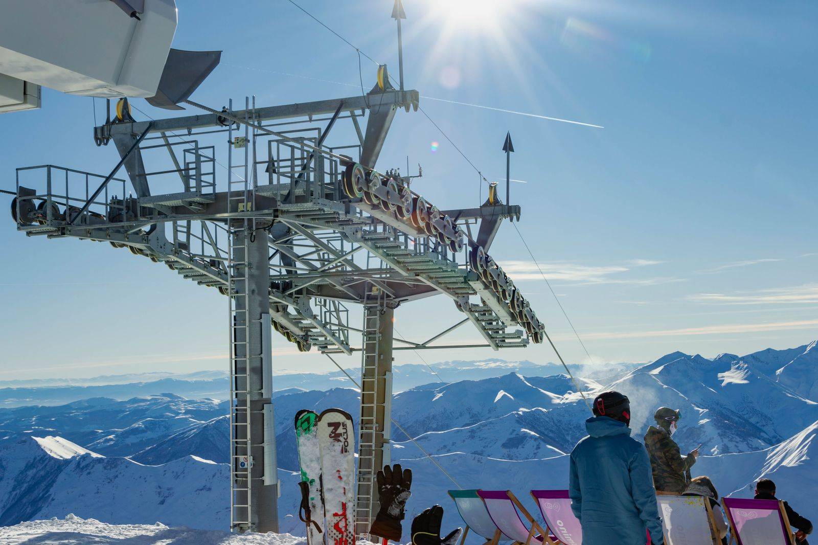 A chairlift above snowy ski slopes at an Ontario ski resort