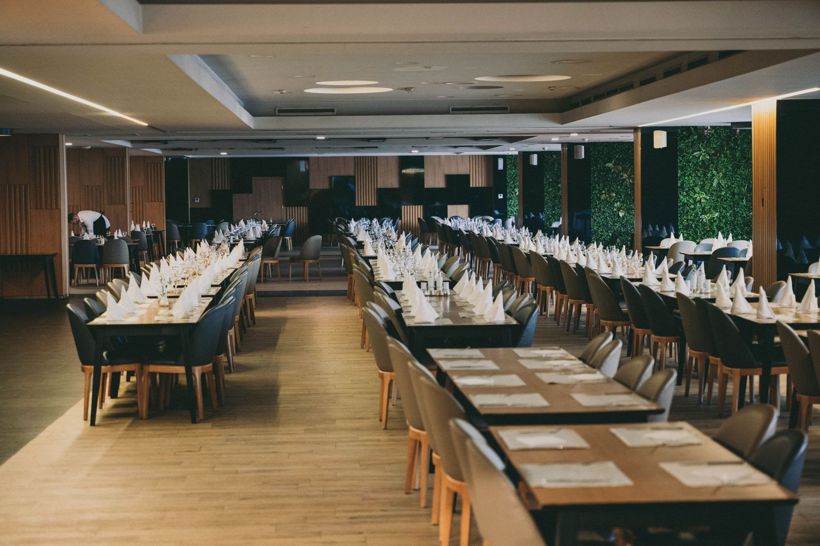 A busy Toronto restaurant dining room on a weekend evening