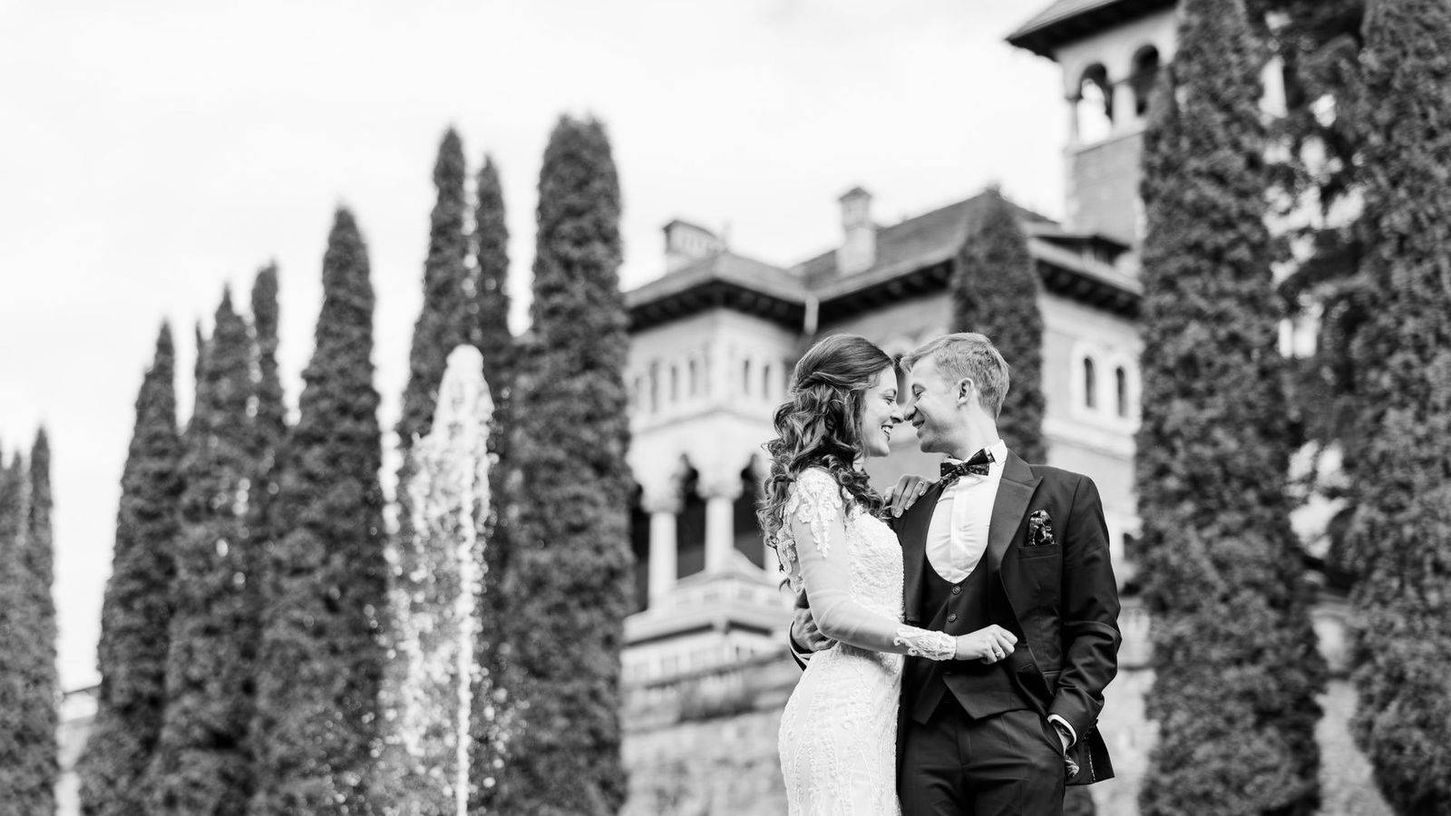Casa Loma wedding limo
