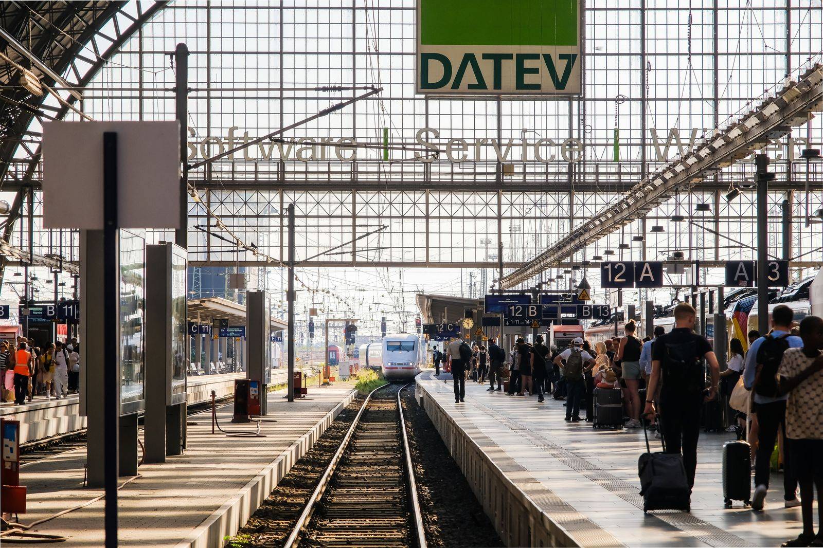 Read the chauffeur's meeting-point text before you leave the platform