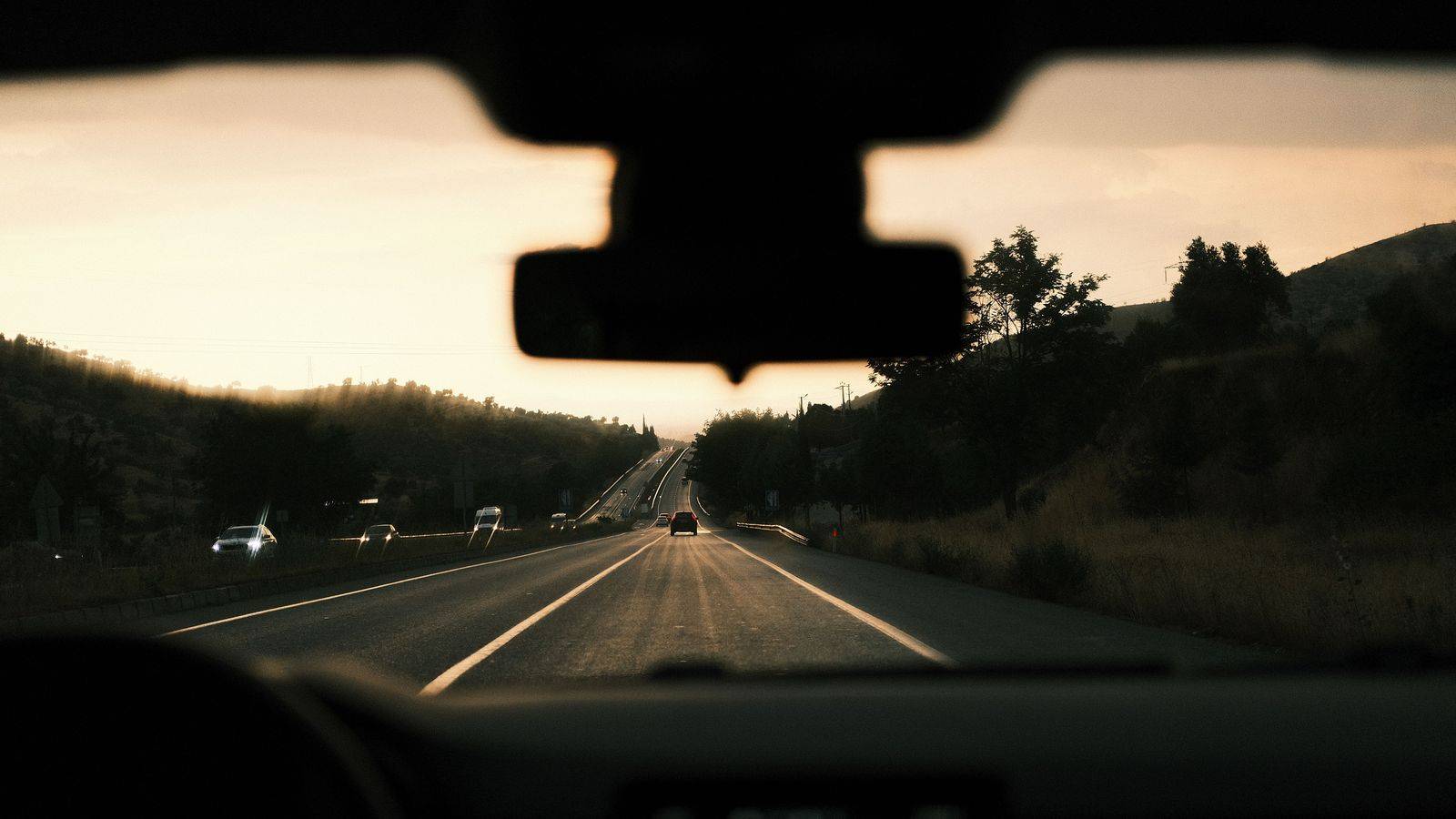 Round-trip car service vs parking