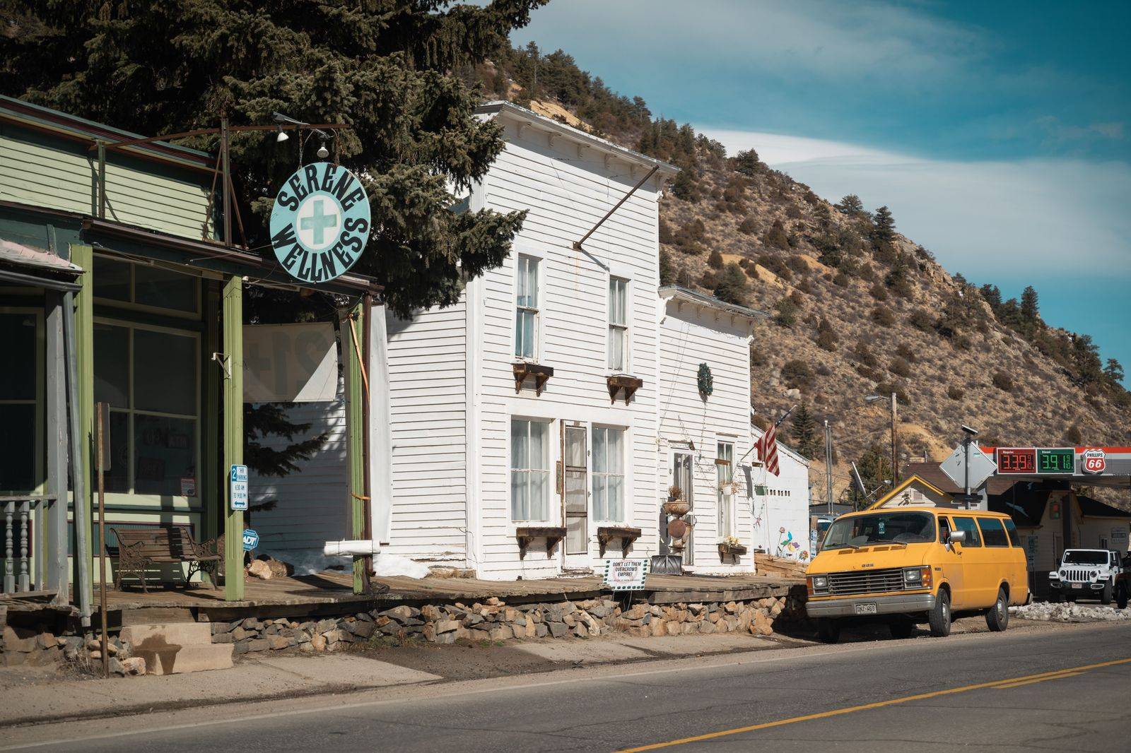 The flower-lined main street of a historic Niagara town: chauffeurs wait nearby while you shop and dine