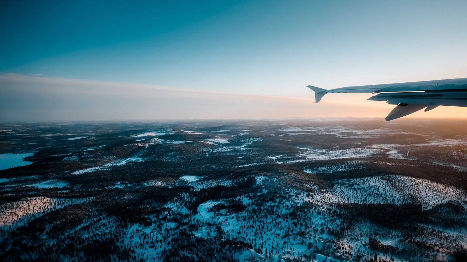Lake Simcoe Regional Airport (CYLS)