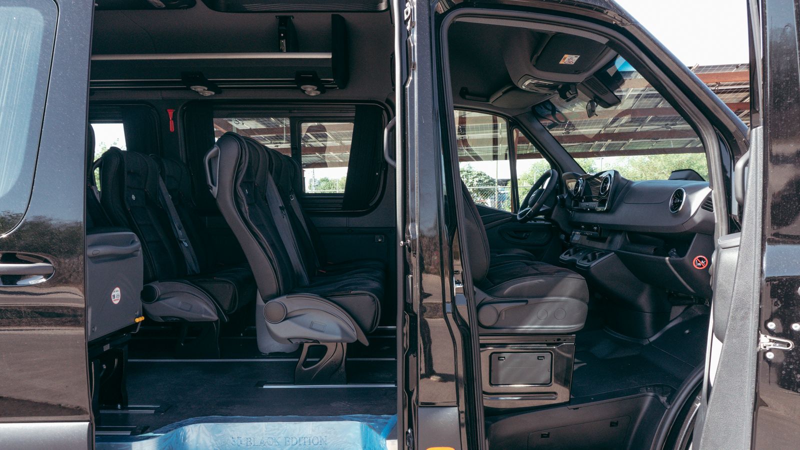 Sprinter Van Rental Toronto with Chauffeur | 7-12 Seats