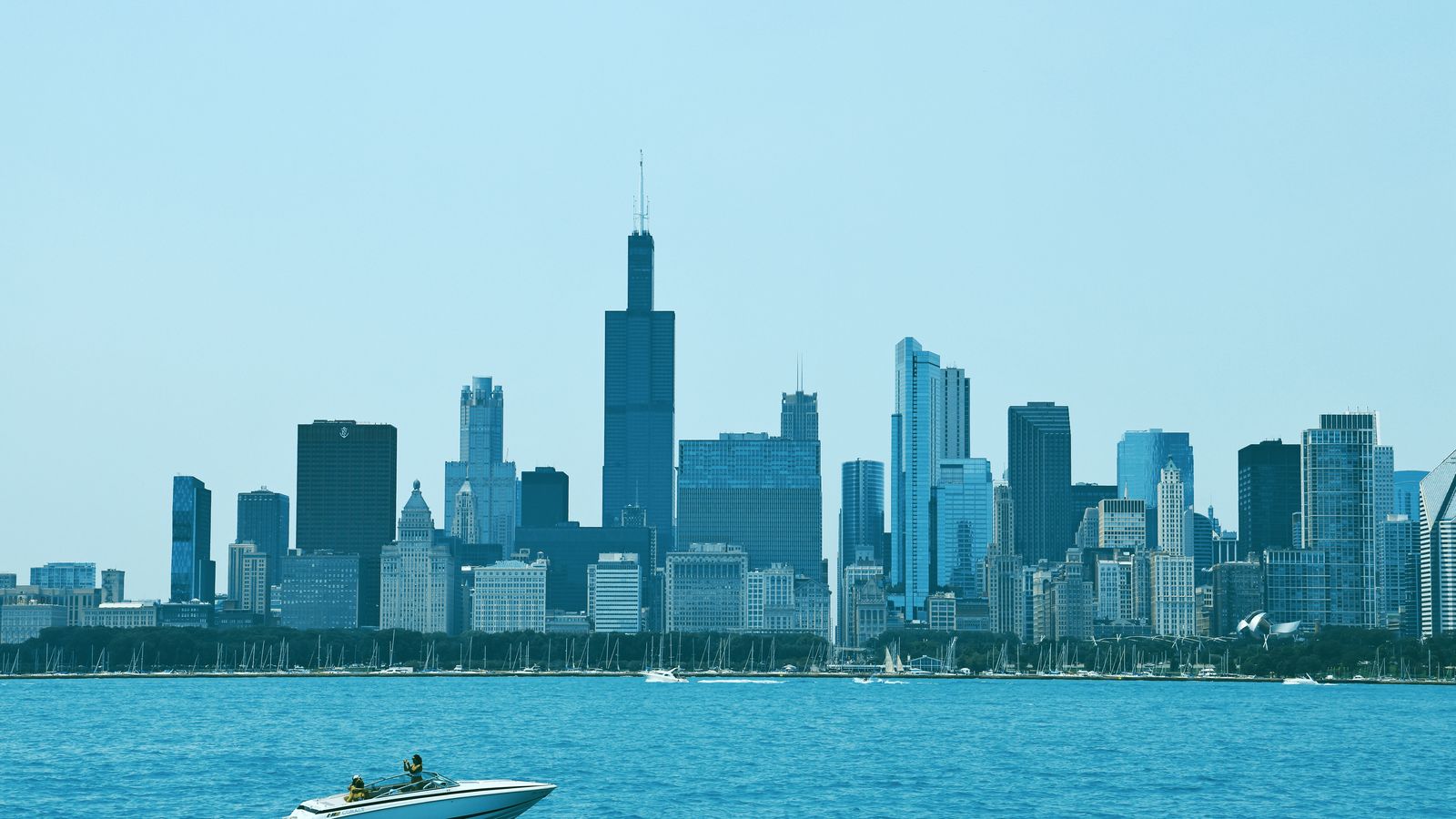 Harbourfront & waterfront hotels