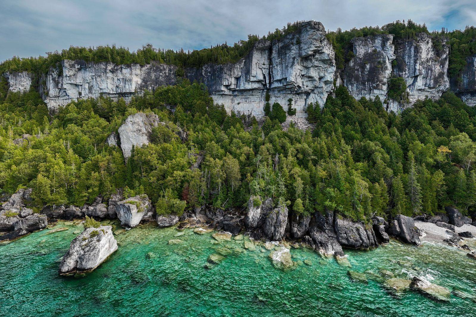 Cliffs of the Scarborough Bluffs above Lake Ontario near Guildwood