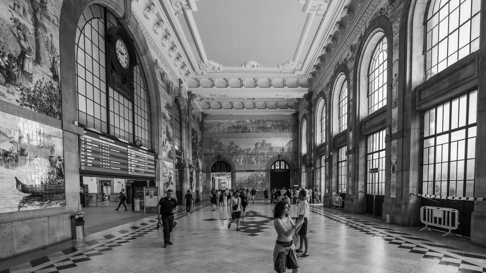Union Station Toronto (VIA, GO, UP Express)